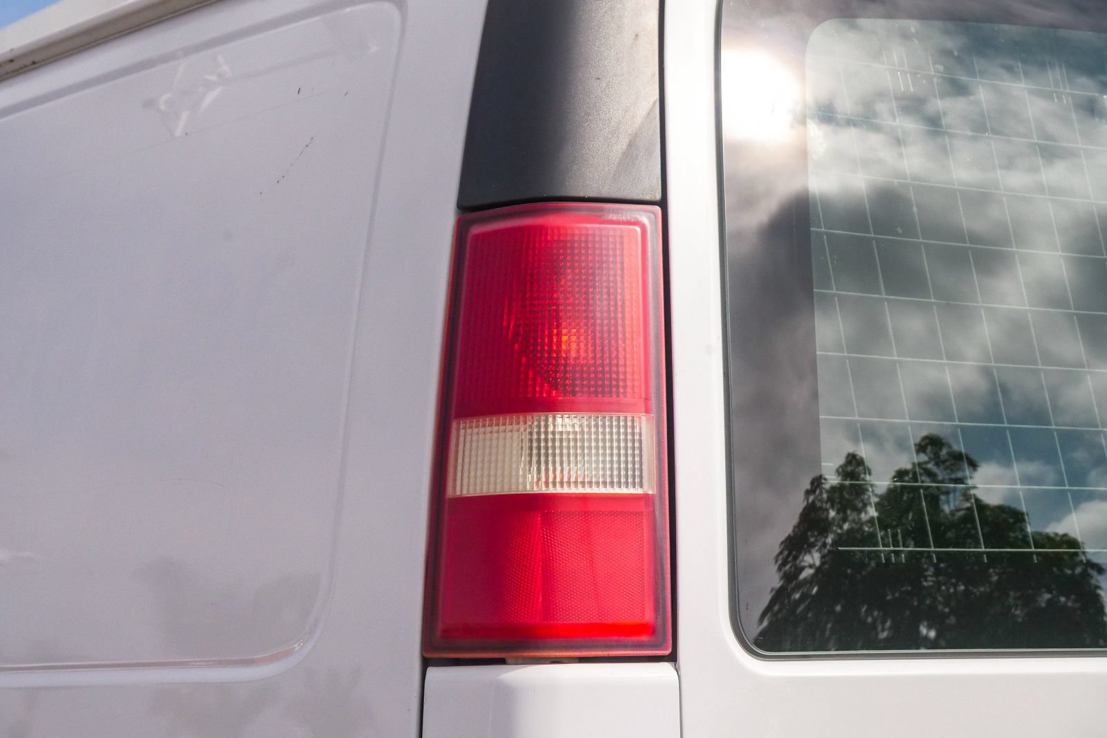 Used 2007 Chevrolet Express 2500 RWD image 10