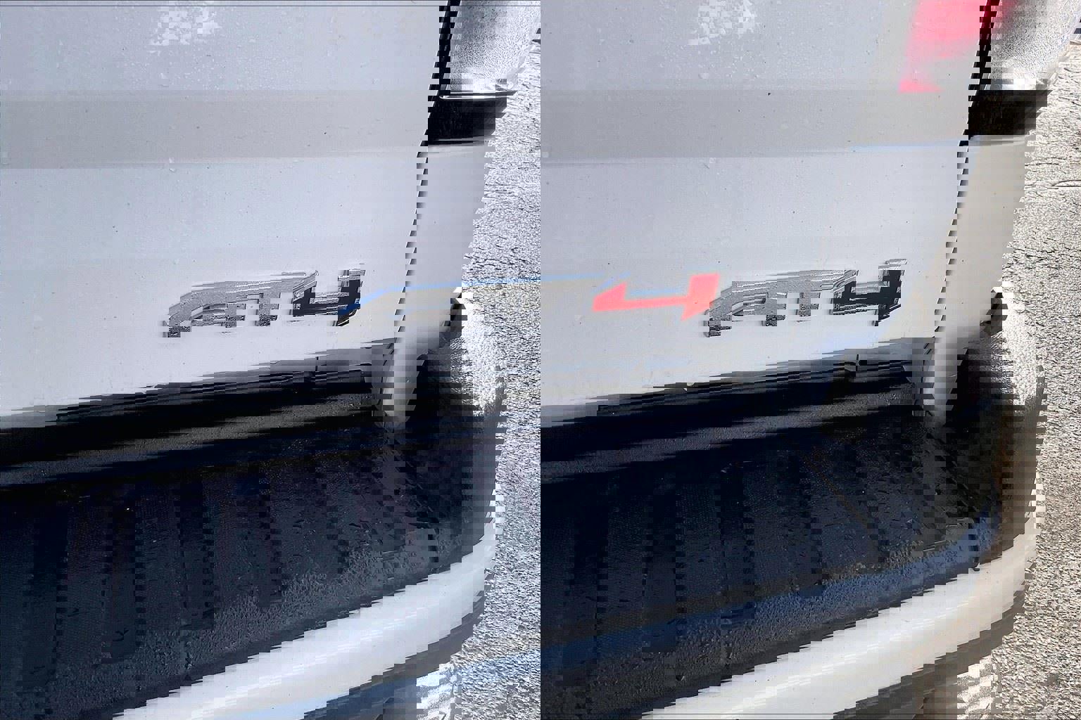 Used 2021 GMC Canyon AT4 w/ Trailering Package image 8