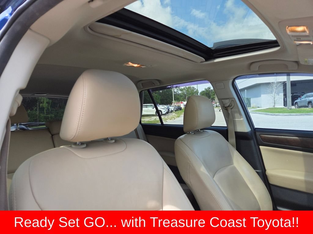 Used 2016 Subaru Outback 2.5i Limited AWD/4WD image 16