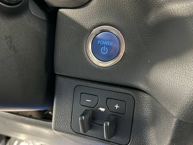 Used 2024 Toyota Tundra Limited AWD/4WD image 18