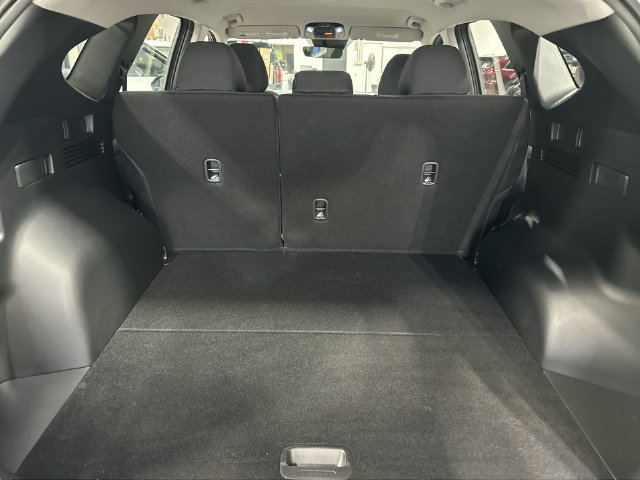 Used 2026 Hyundai Tucson SE FWD image 26