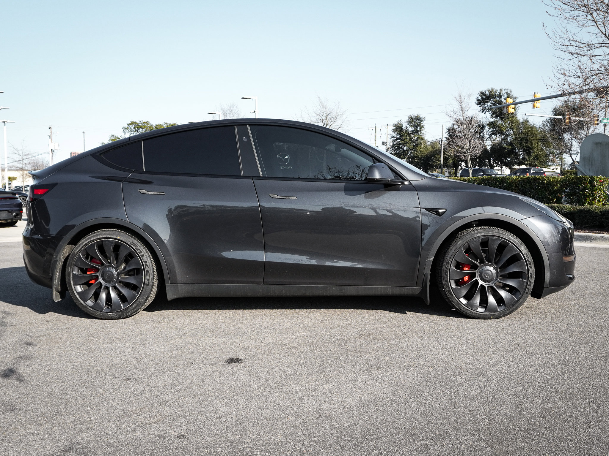 Used 2024 Tesla Model Y Performance image 11