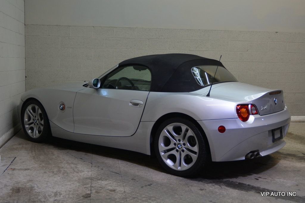 Used 2003 BMW Z4 3.0i image 5