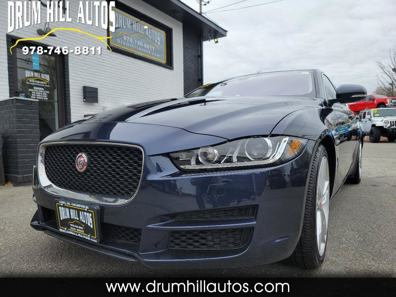 Used 2017 Jaguar XE Prestige RWD image 1