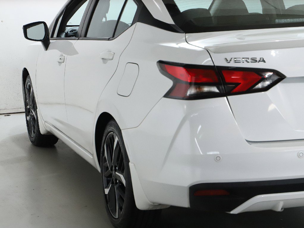 Used 2025 Nissan Versa SR w/ Trunk Package FWD image 40