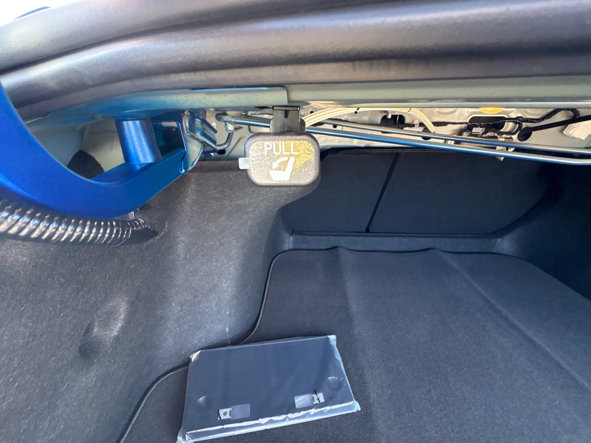 New 2027 Nissan Sentra SR w/ Floor Mat Package FWD image 24