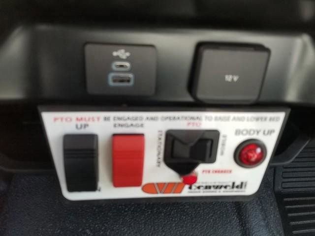 New 2025 Ford F550 4x4 Regular Cab Super Duty image 22