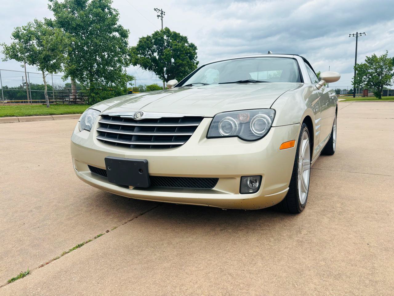 Used 2006 Chrysler Crossfire Limited RWD image 4