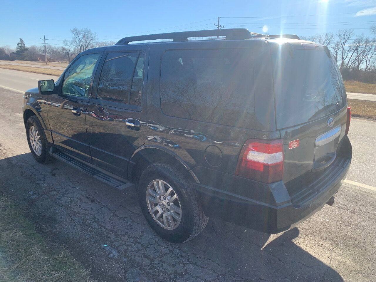 Used 2012 Ford Expedition XLT AWD/4WD image 4
