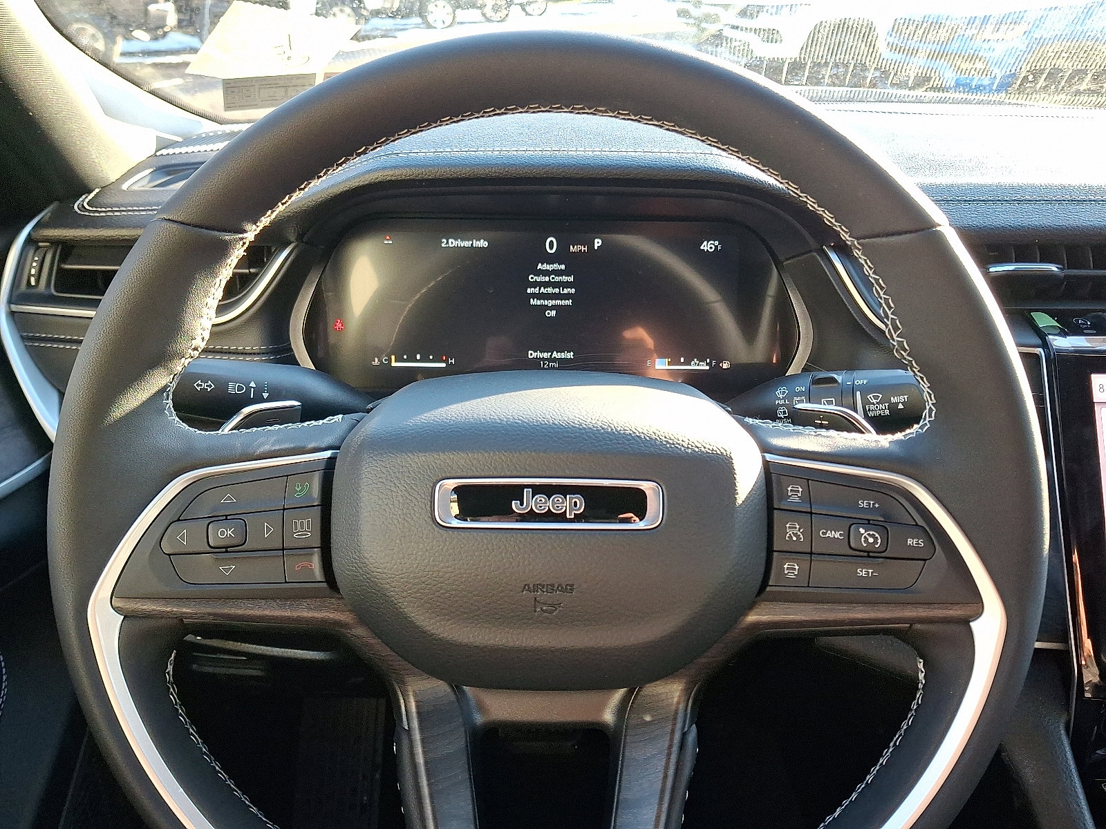 New 2025 Jeep Grand Cherokee Limited image 13