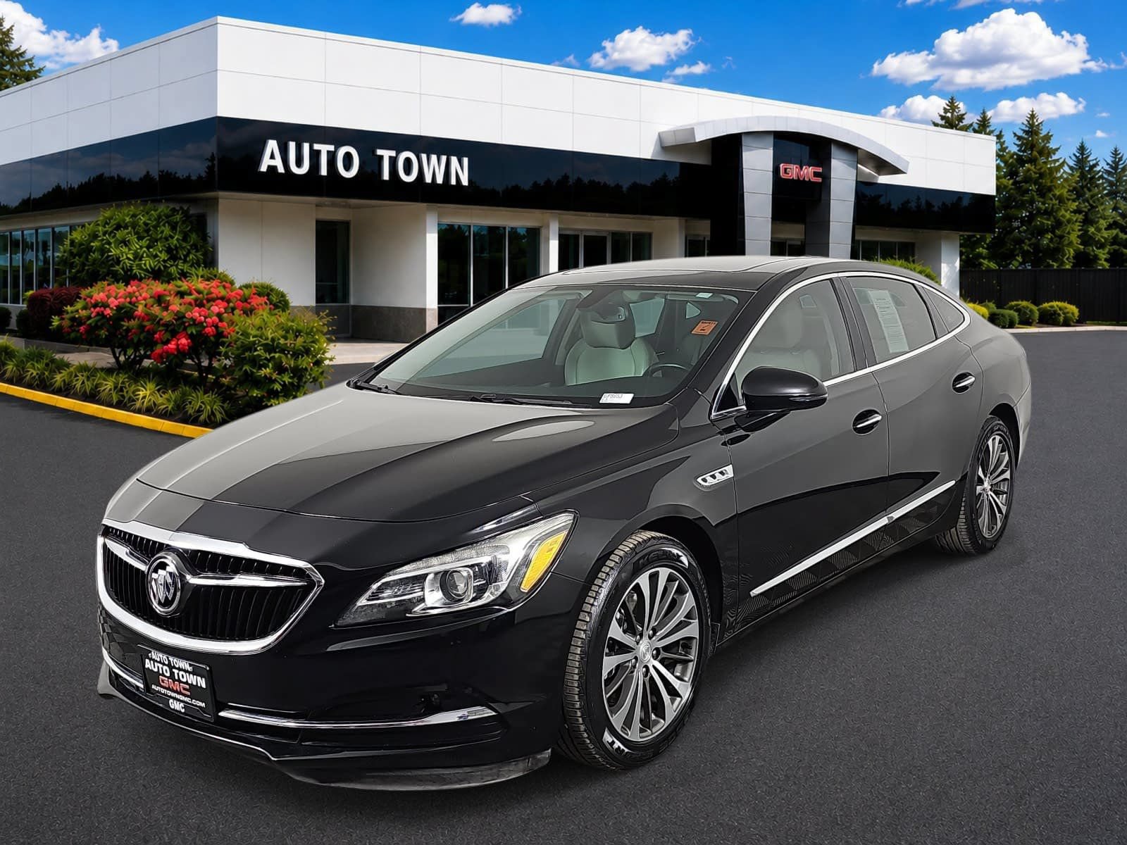 Used 2017 Buick LaCrosse Essence w/ Sun and Shade Package FWD image 1
