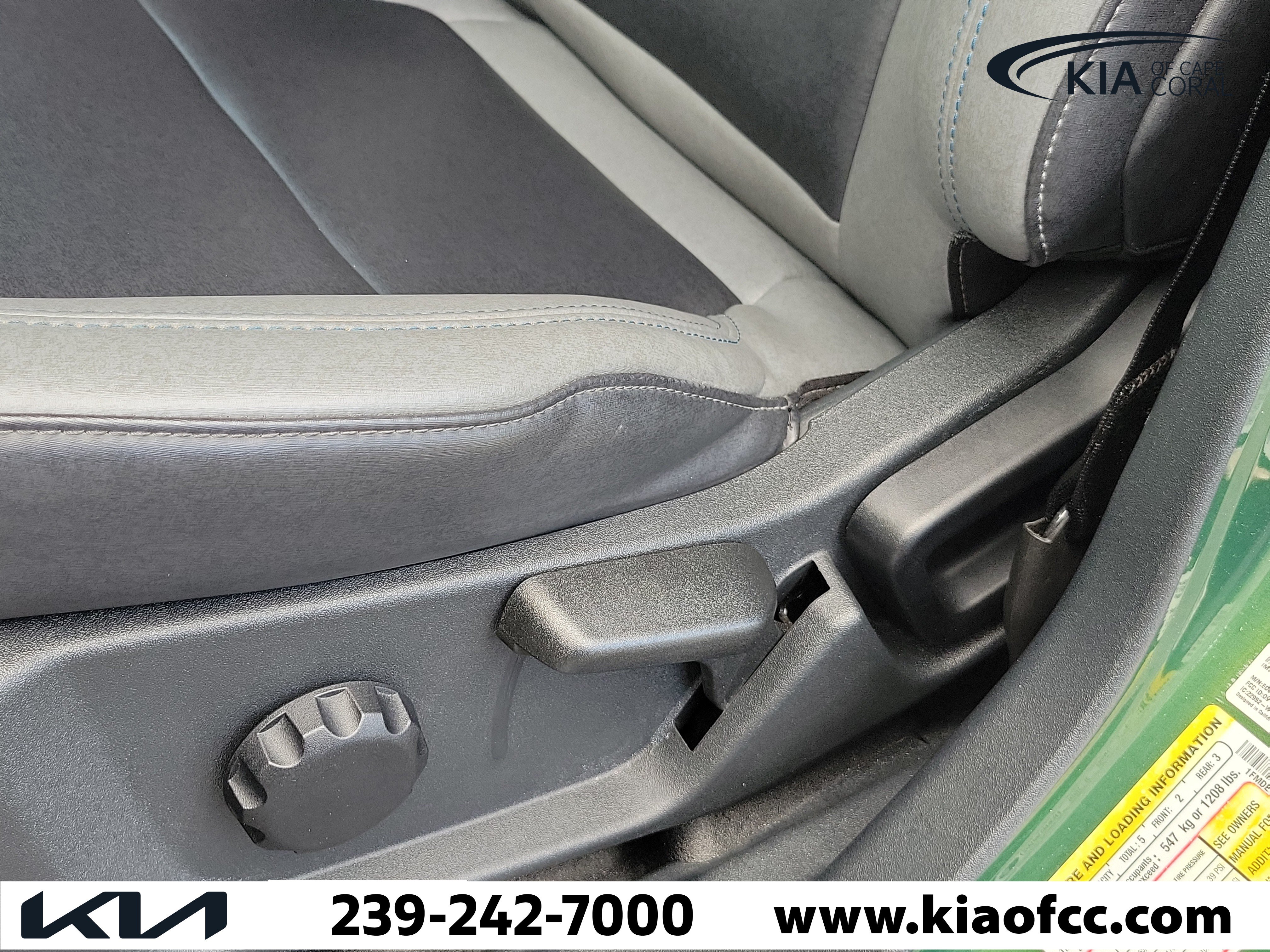 Used 2022 Ford Bronco Black Diamond AWD/4WD image 22