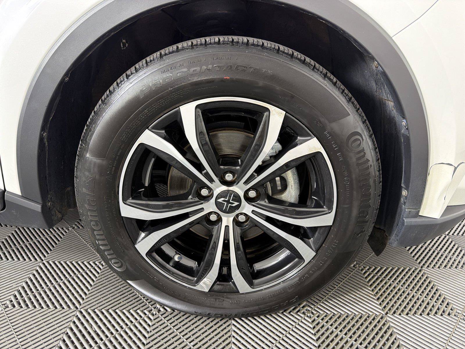Used 2021 Toyota C-HR LE FWD image 8