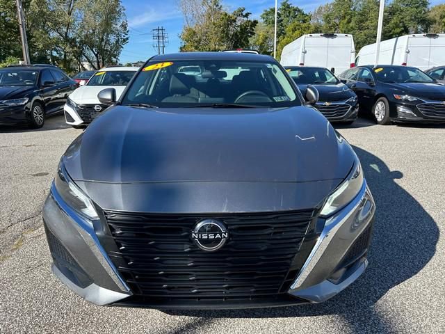 Used 2023 Nissan Altima 2.5 SV FWD image 8