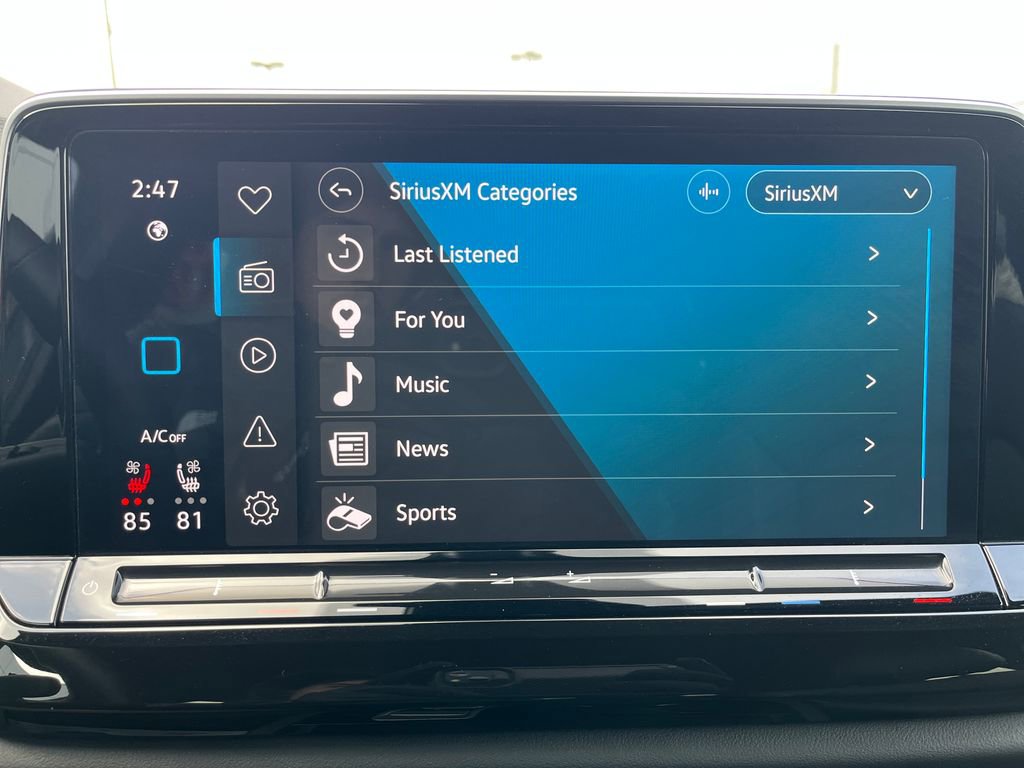 Used 2025 Volkswagen Atlas Cross Sport SE image 19