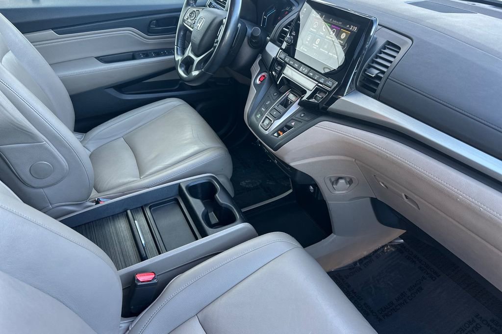 Used 2018 Honda Odyssey Touring image 18