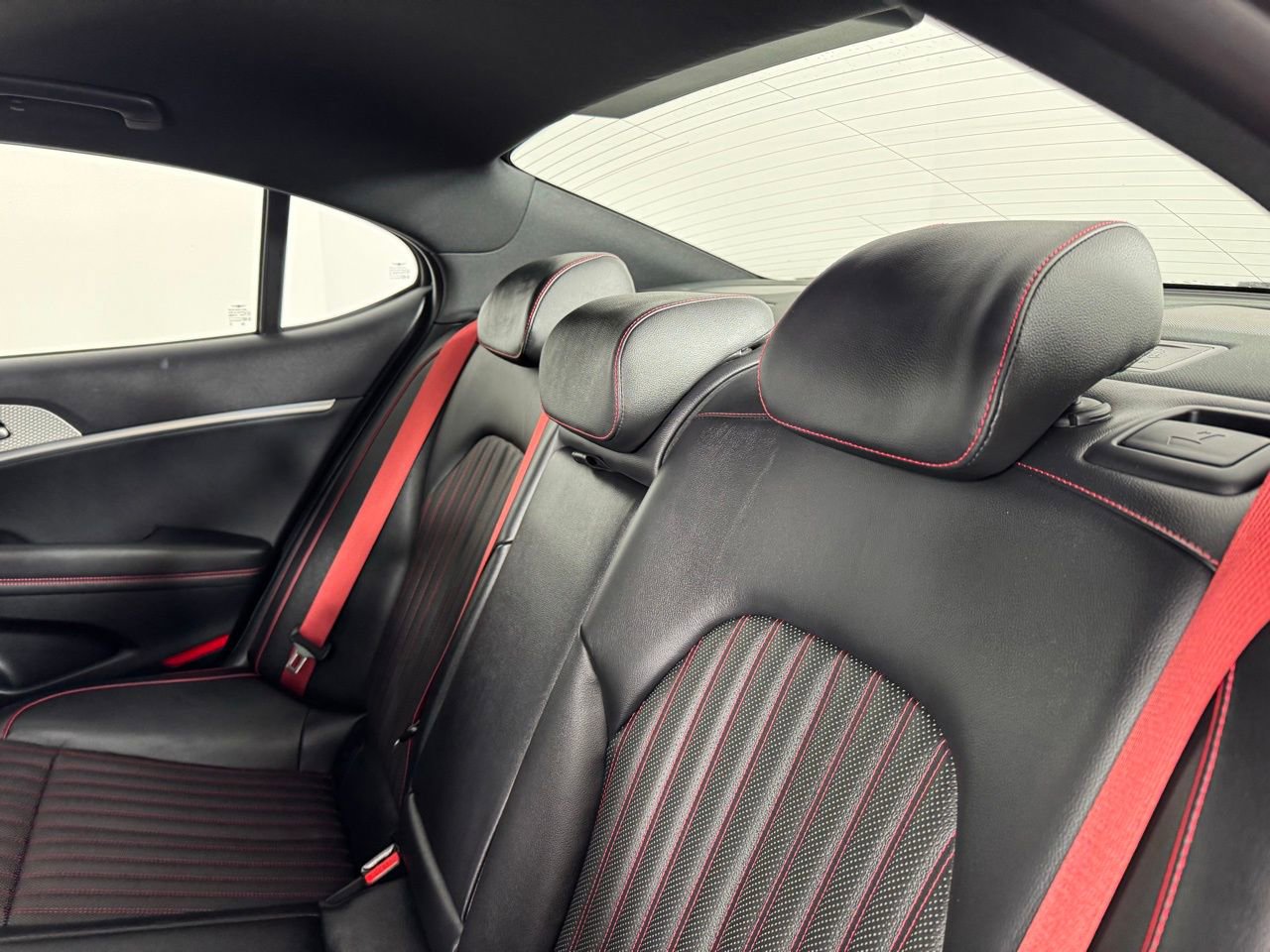 Used 2023 Genesis G70 2.0T w/ Sport Prestige Package image 29