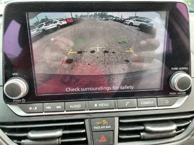 Used 2024 Nissan Altima 2.5 SV FWD image 29
