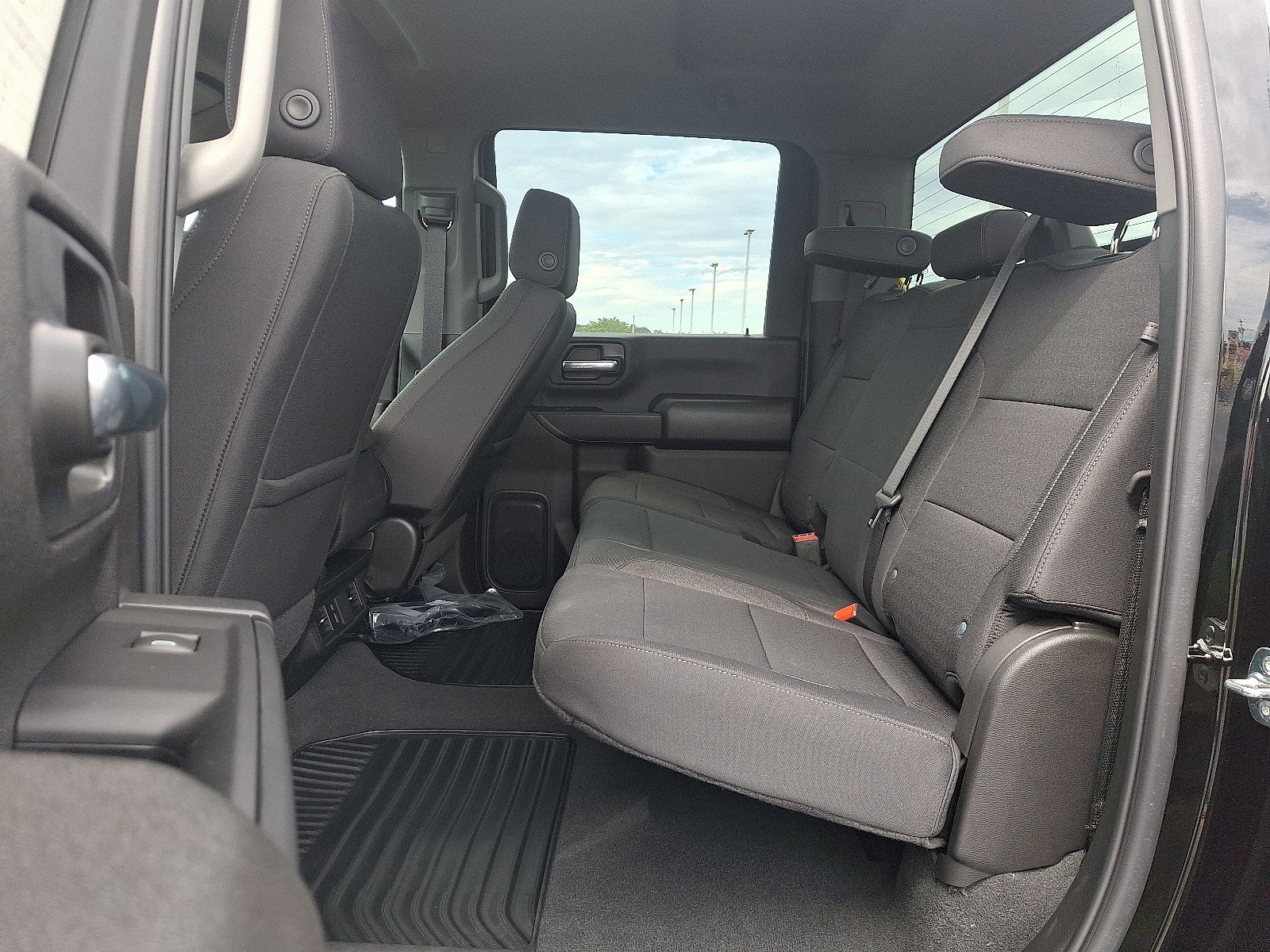 New 2025 Chevrolet Silverado 2500 Custom w/ Custom Value Package image 5