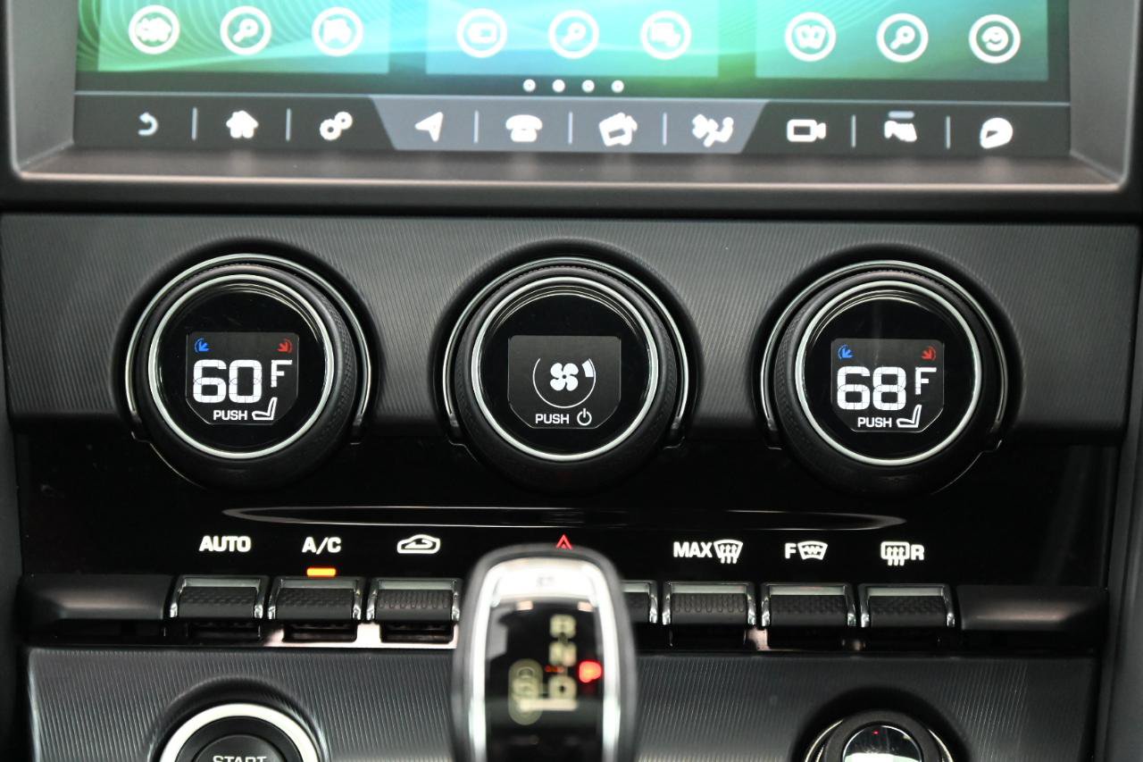 Used 2019 Jaguar F-TYPE R AWD/4WD image 35
