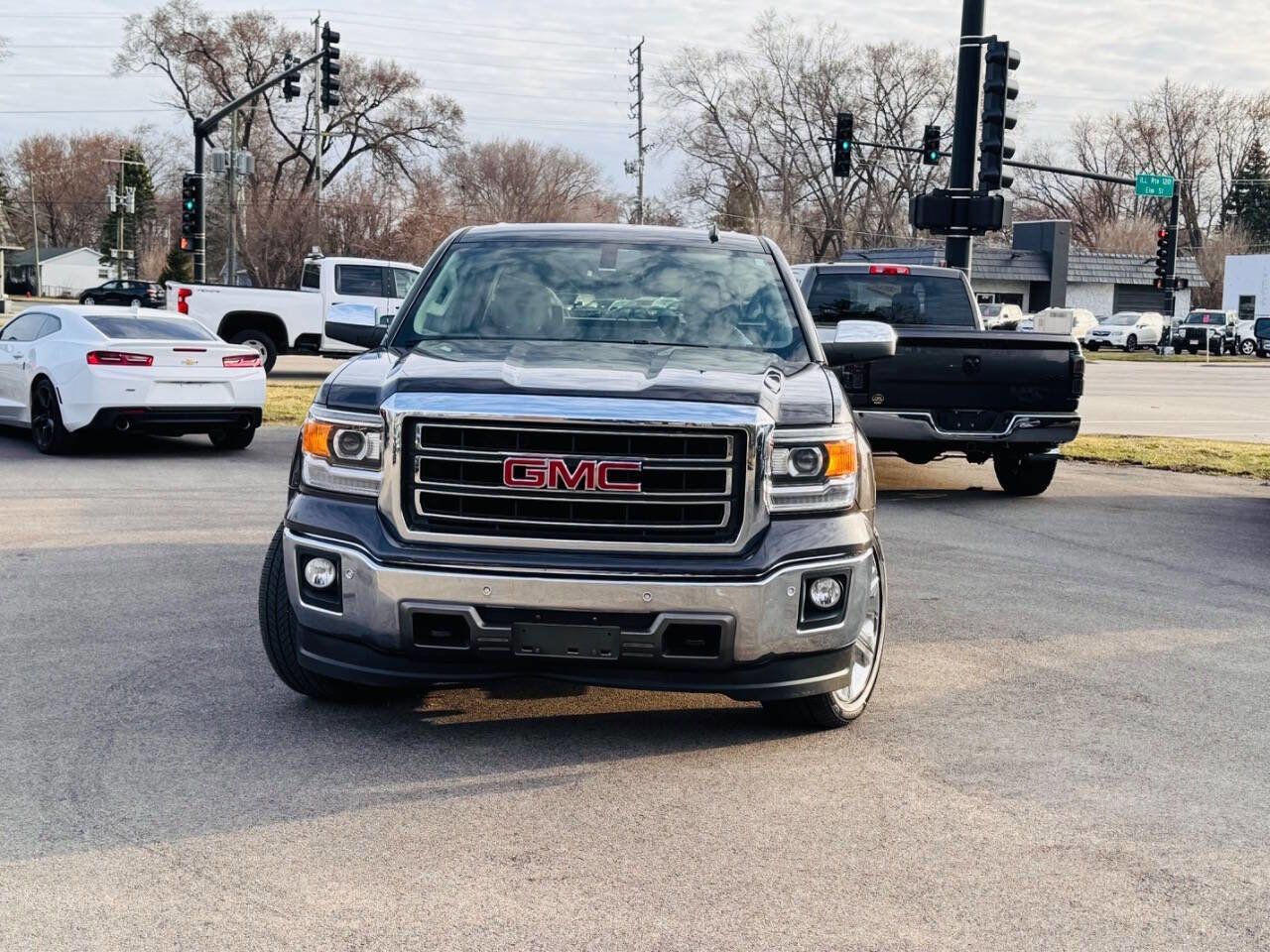 Used 2014 GMC Sierra 1500 SLT w/ SLT Preferred Package image 5