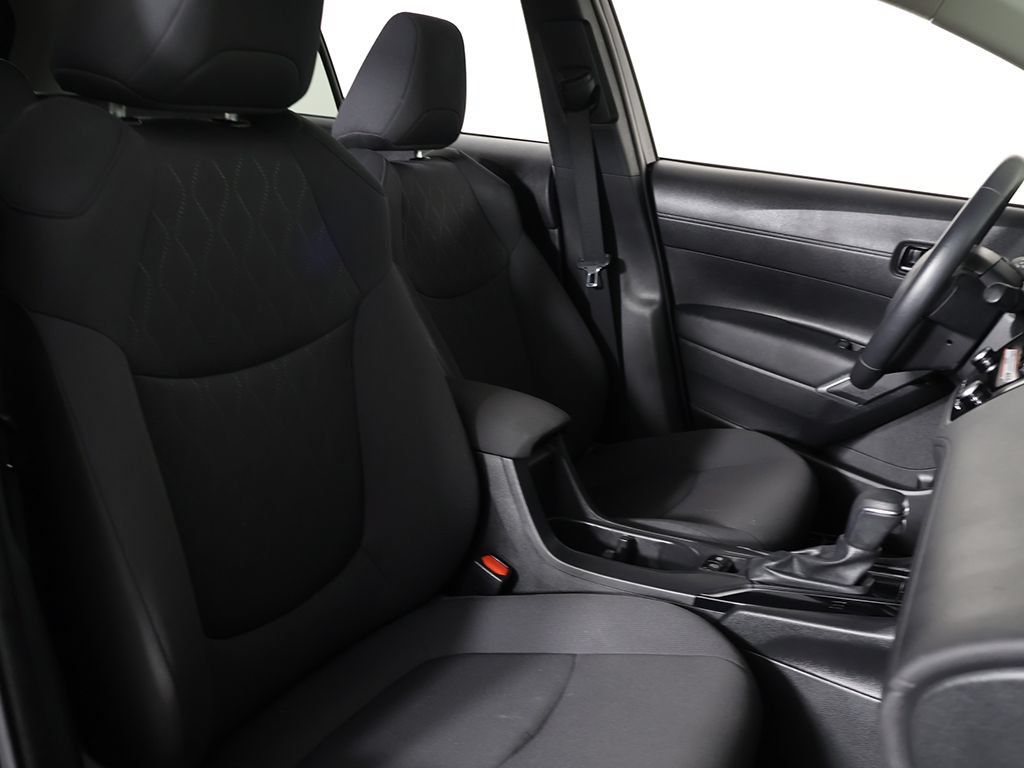 Used 2023 Toyota Corolla Cross LE FWD image 27