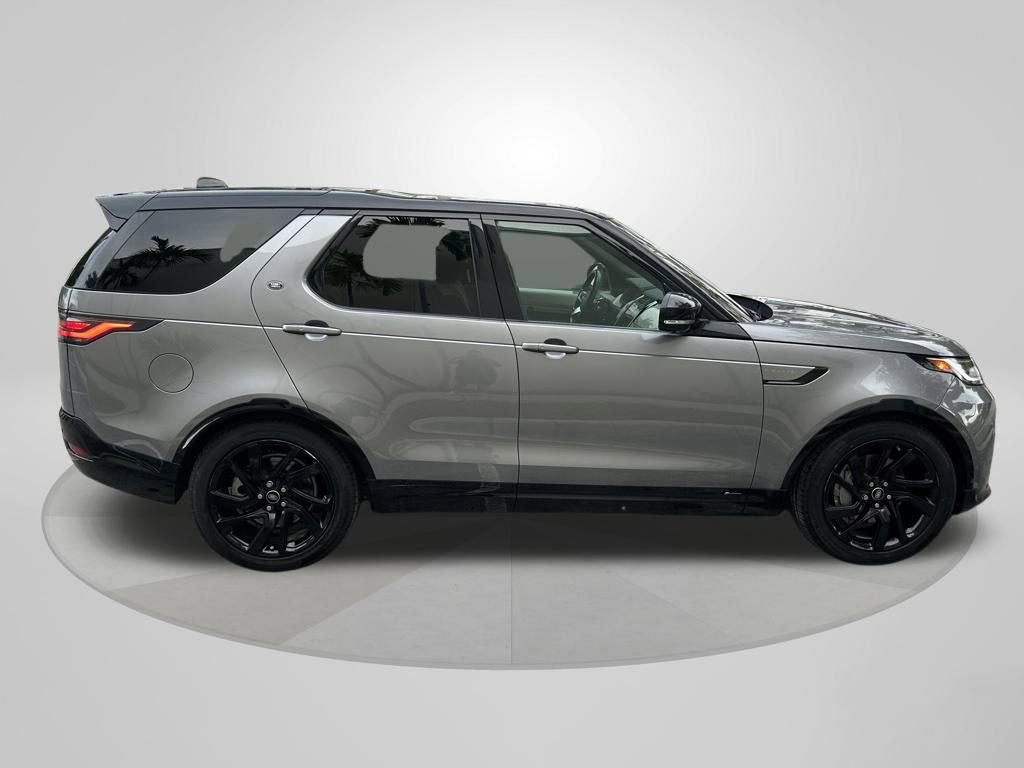 Used 2021 Land Rover Discovery S R-Dynamic image 8