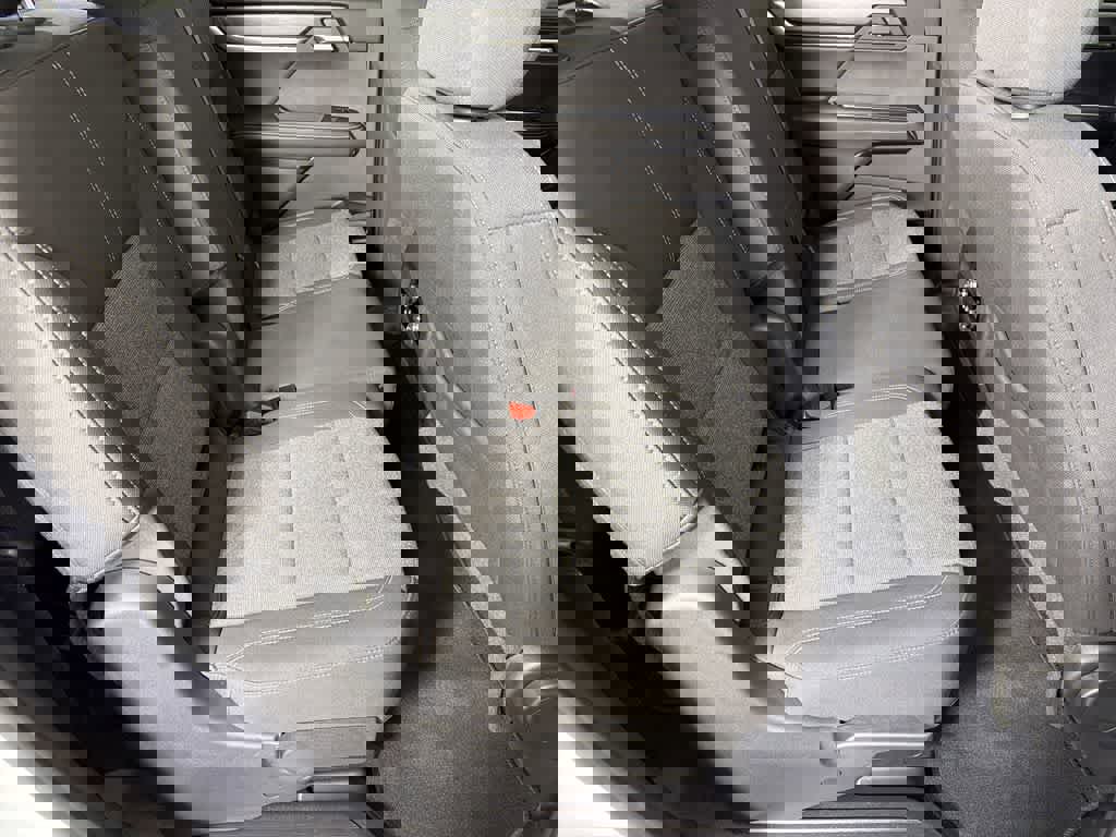 New 2025 GMC Acadia Elevation image 27