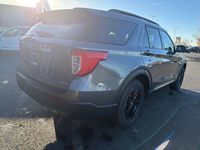 Certified 2022 Ford Explorer XLT image 7