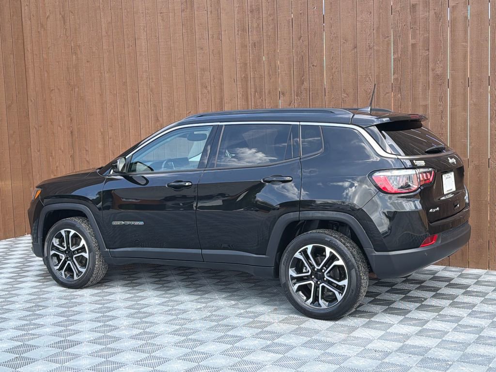 Used 2022 Jeep Compass Limited image 15