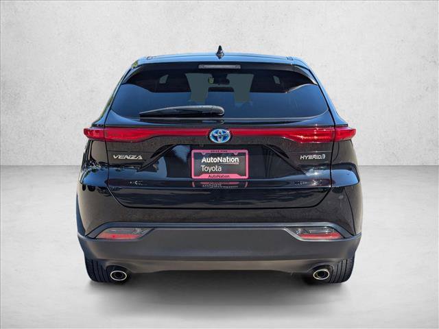 Certified 2022 Toyota Venza LE AWD/4WD image 7