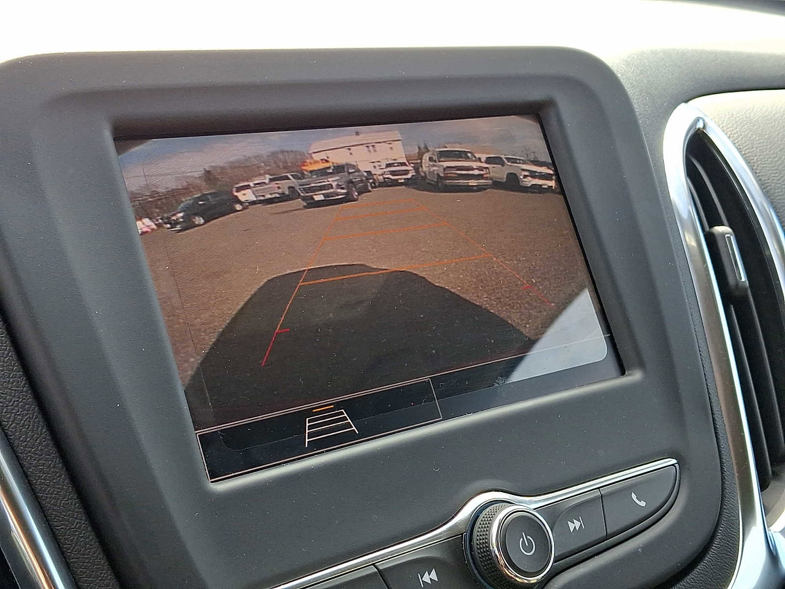Used 2024 Chevrolet Equinox LT w/ LPO, Floor Liner Package AWD/4WD image 17