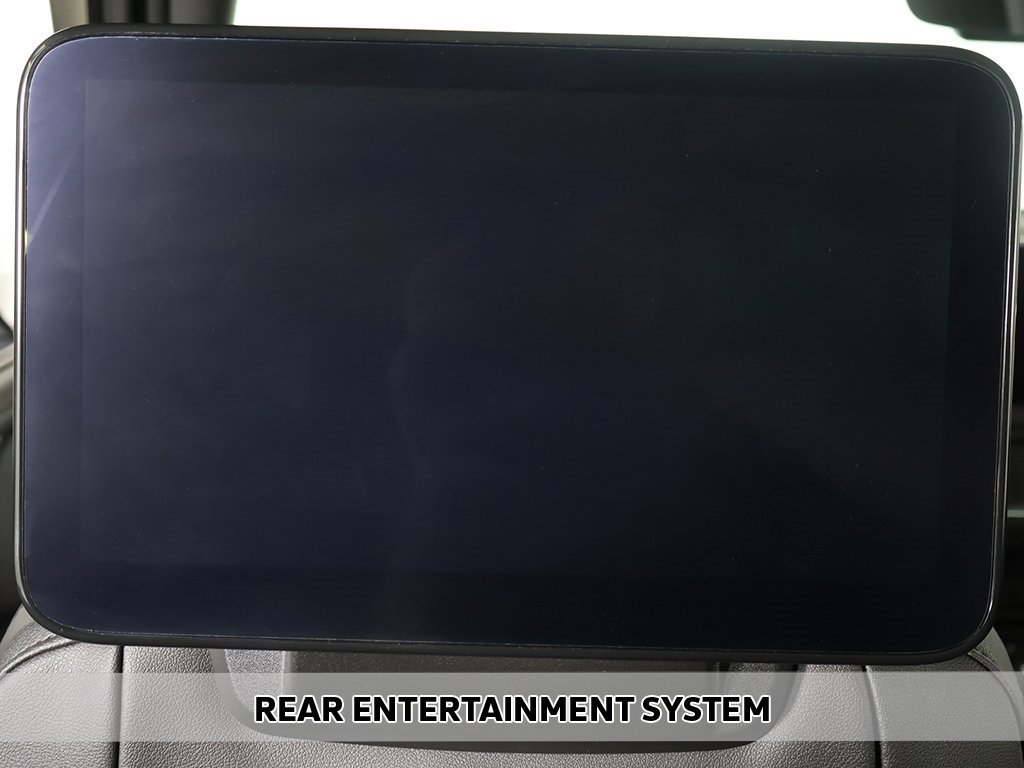 Used 2024 Chevrolet Tahoe High Country w/ Advanced Technology Package image 4