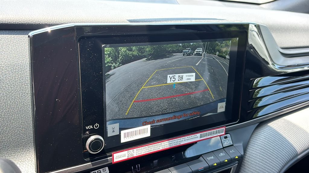 New 2026 Toyota Camry SE FWD image 18