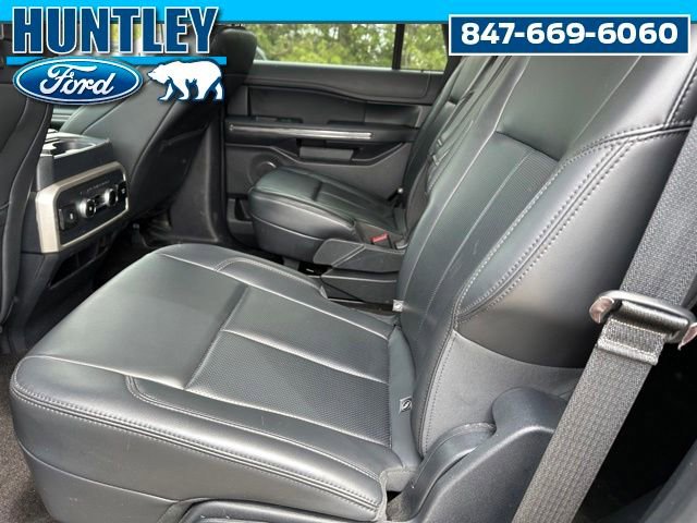 Used 2023 Ford Expedition XLT AWD/4WD image 17