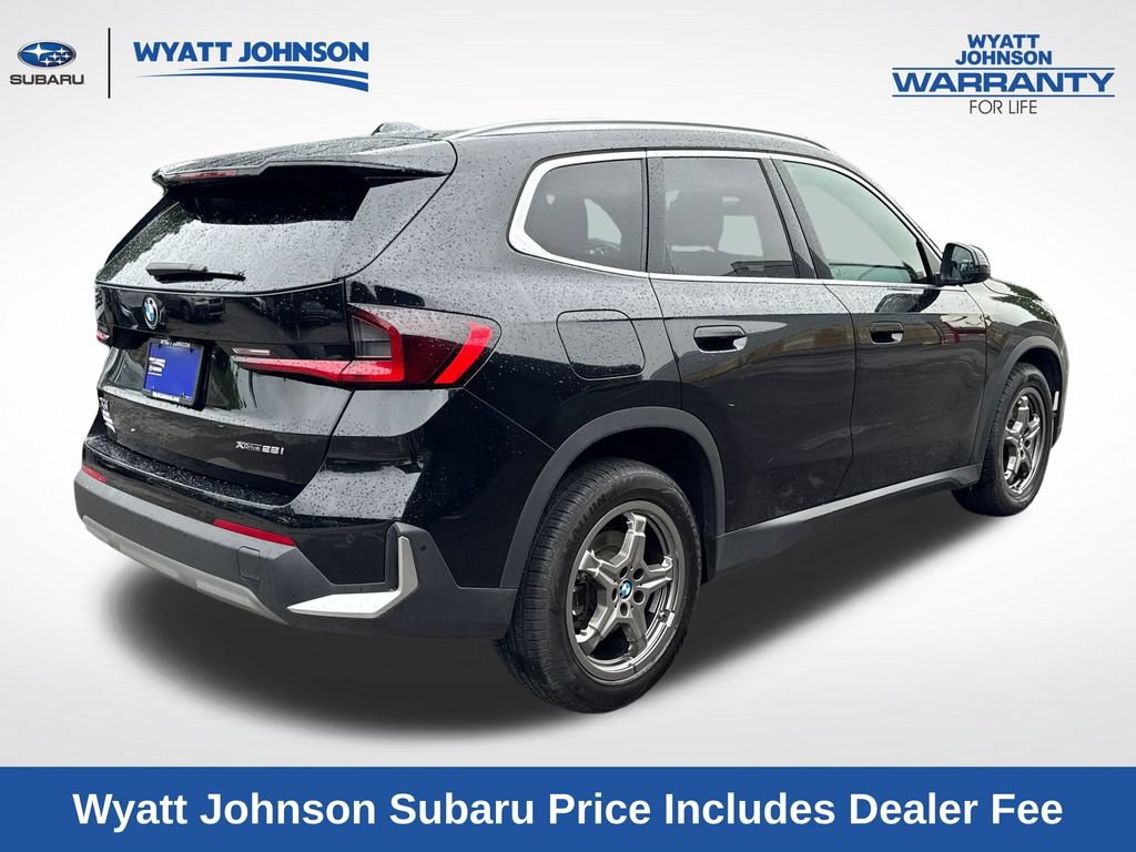 Used 2023 BMW X1 xDrive28i AWD/4WD image 6