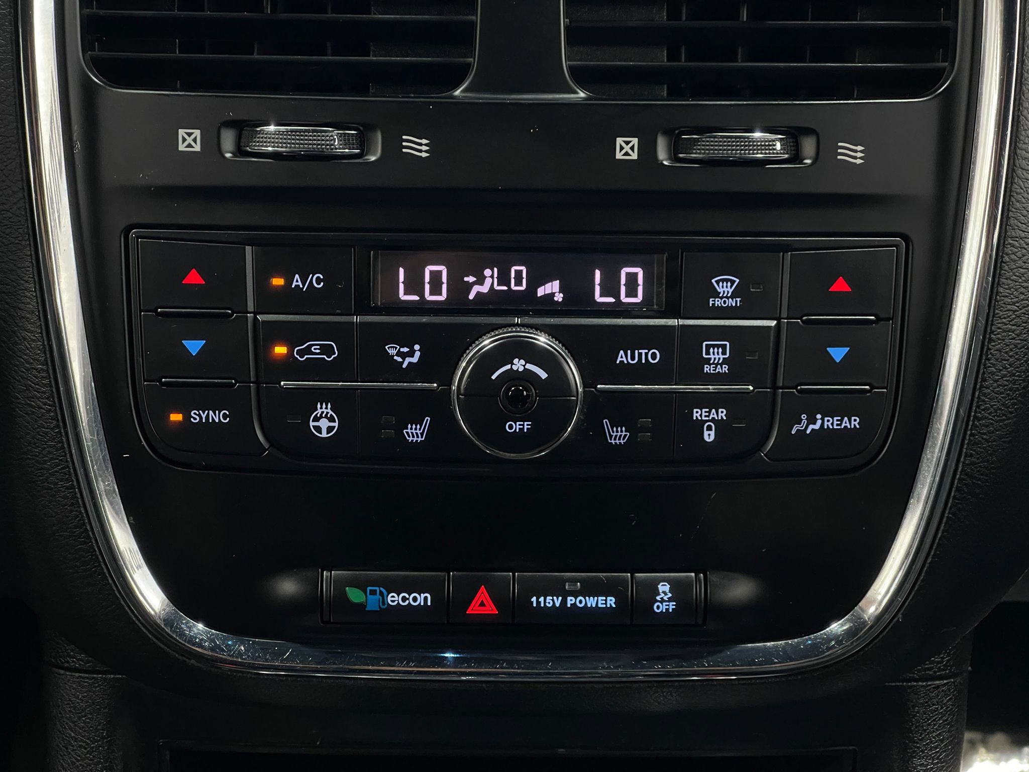 Used 2019 Dodge Grand Caravan GT FWD image 24