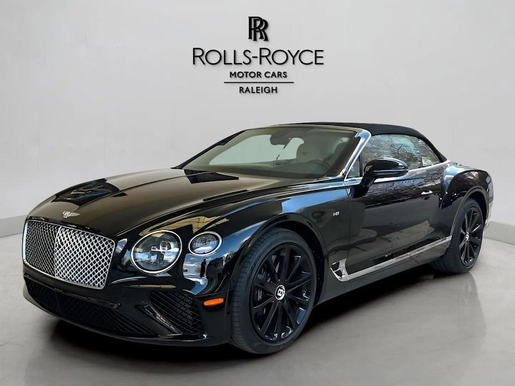 Used 2022 Bentley Continental GT image 1