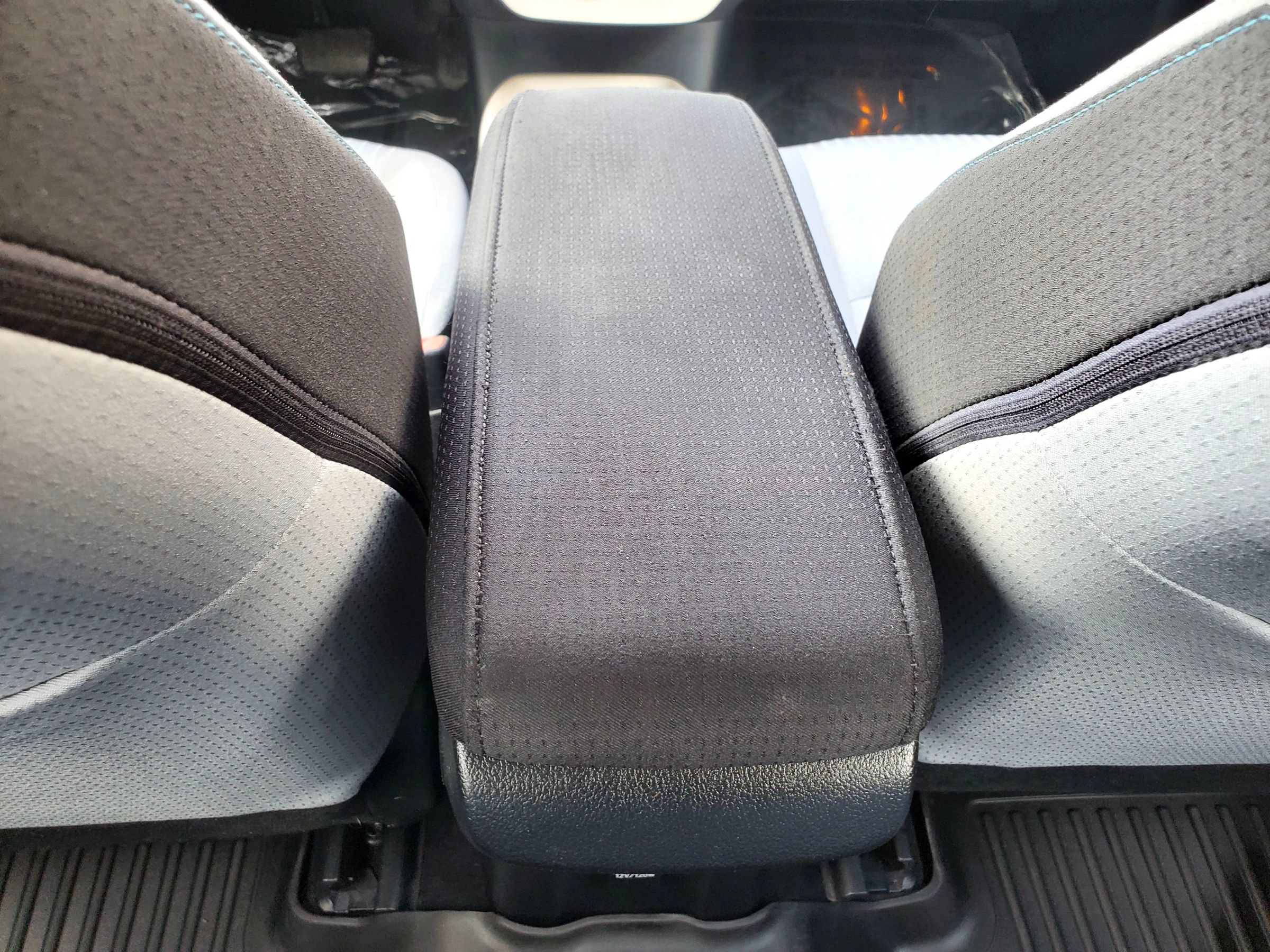 Used 2017 Toyota Prius Three w/ Carpet Mat Package FWD image 36