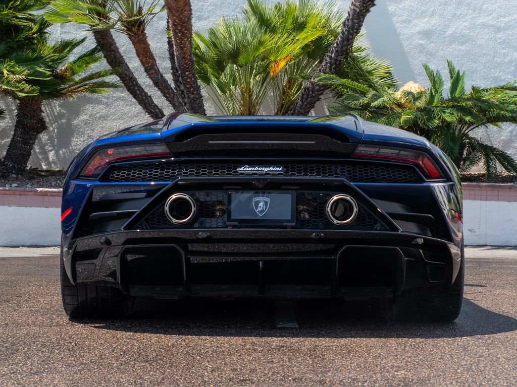 Used 2023 Lamborghini Huracan EVO RWD image 4