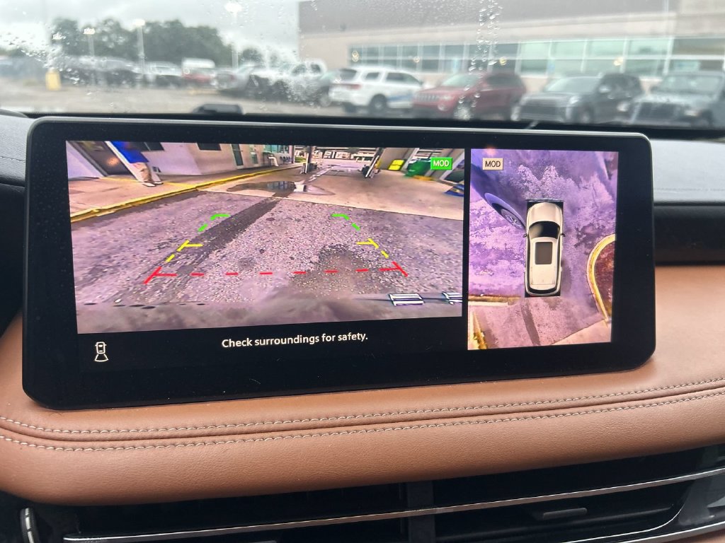 Used 2023 INFINITI QX60 Sensory w/ Cargo Package AWD/4WD image 18