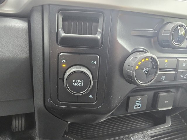 New 2025 Ford F250 XL image 17