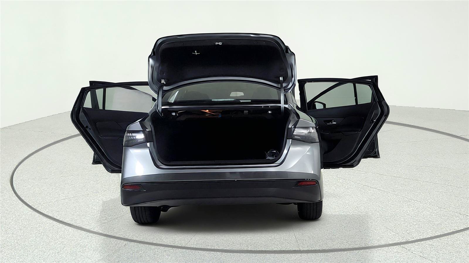 Used 2026 Nissan Sentra SV w/ Floor Mat Package FWD image 13