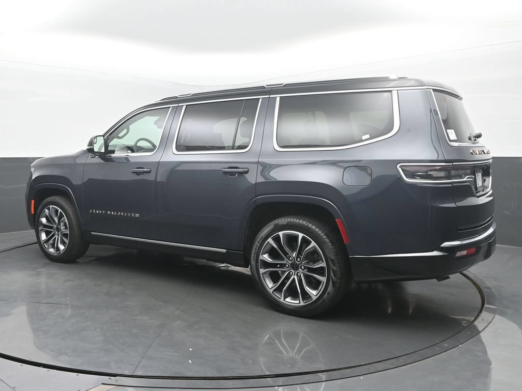 Used 2025 Jeep Grand Wagoneer Series III w/ Rear Seat Video Group 1 AWD/4WD image 4