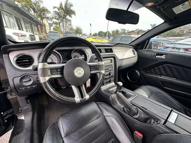 Used 2012 Ford Mustang GT Premium w/ Brembo Brake Pkg RWD image 15