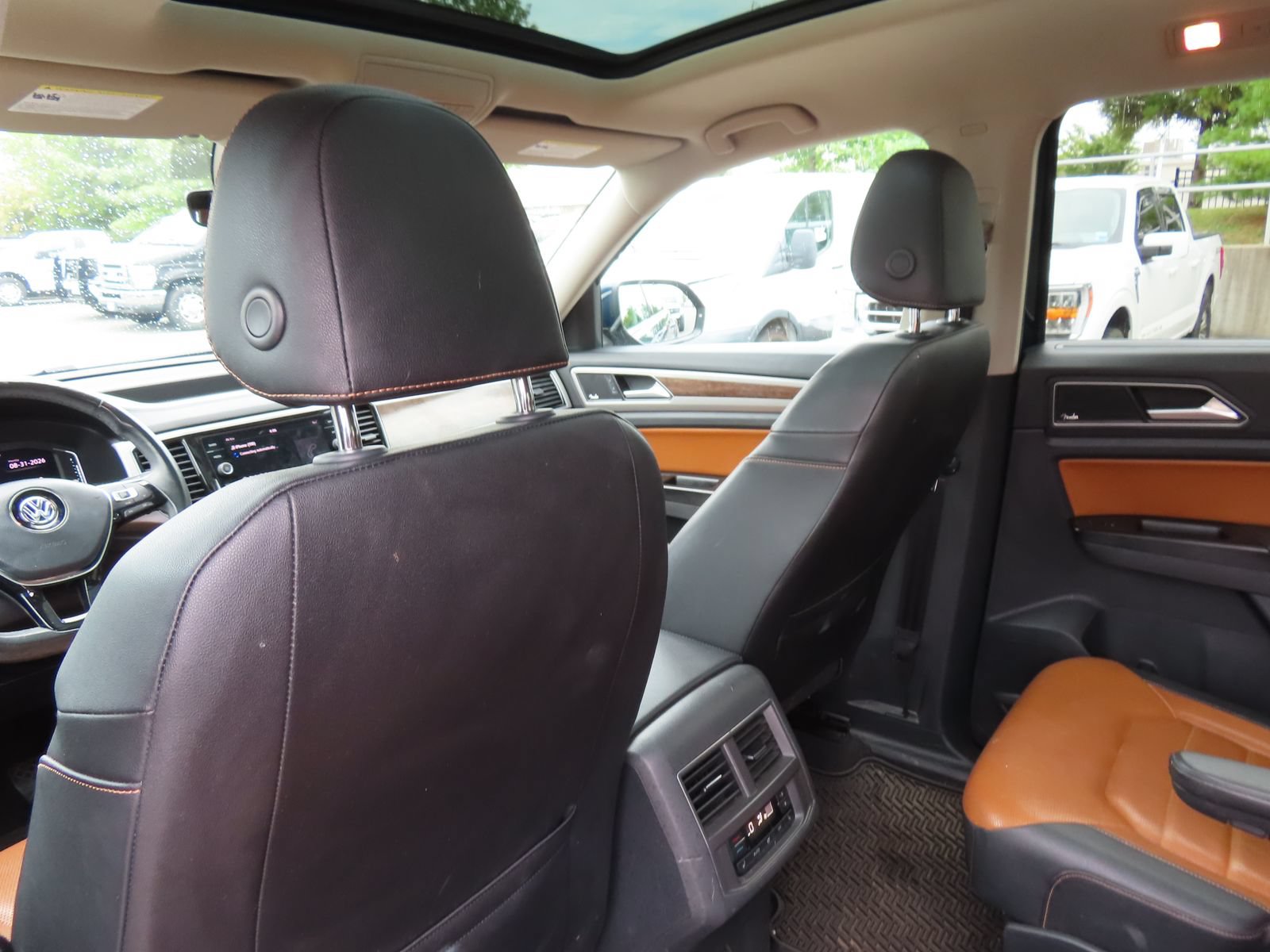Used 2019 Volkswagen Atlas SEL Premium AWD/4WD image 32
