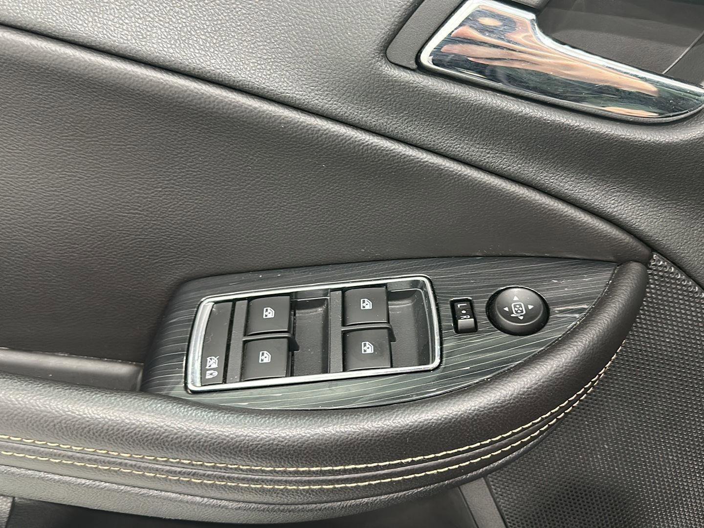 Used 2016 Chevrolet Impala LTZ FWD image 20