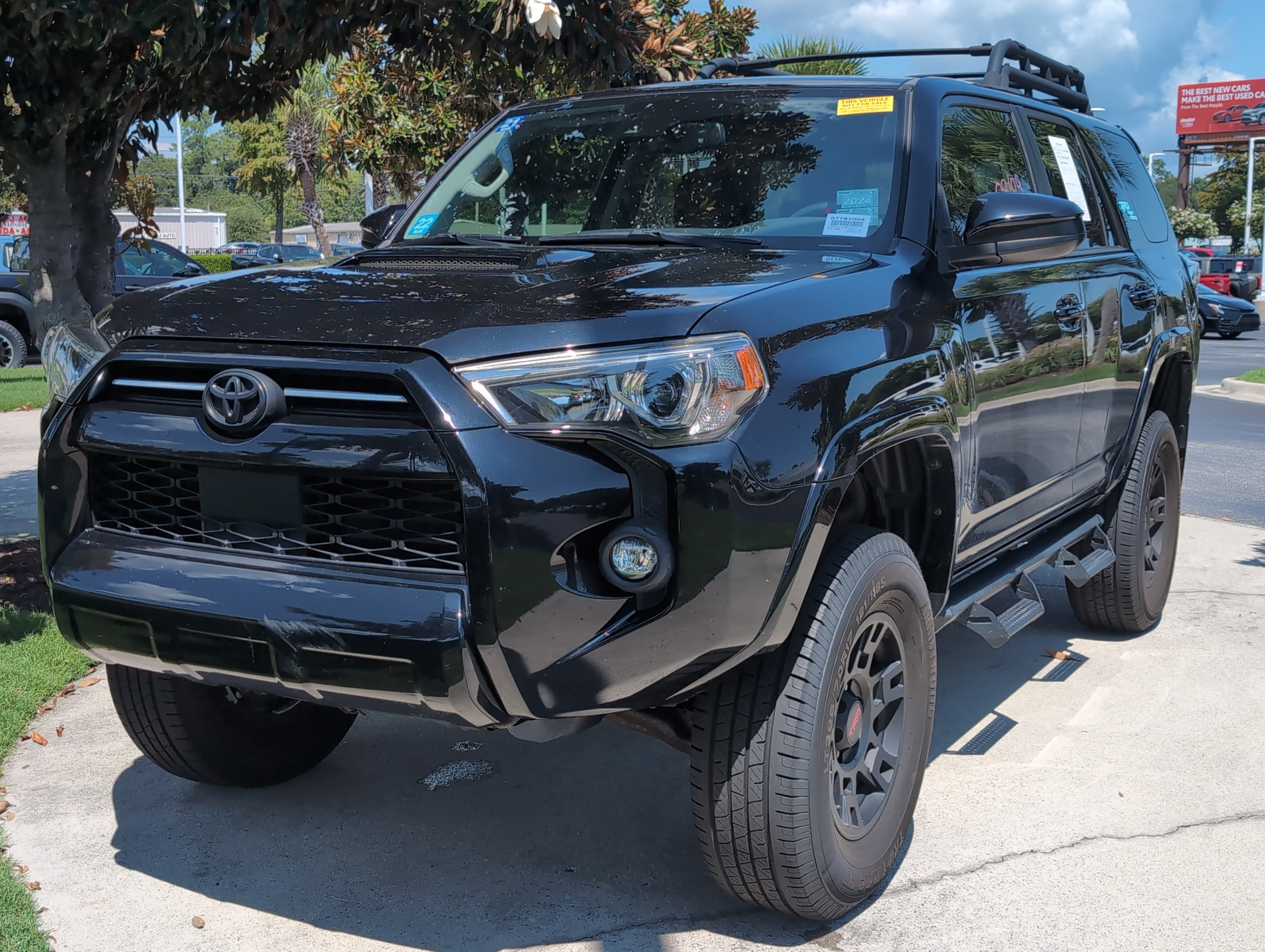 Certified 2021 Toyota 4Runner TRD Off-Road AWD/4WD image 5