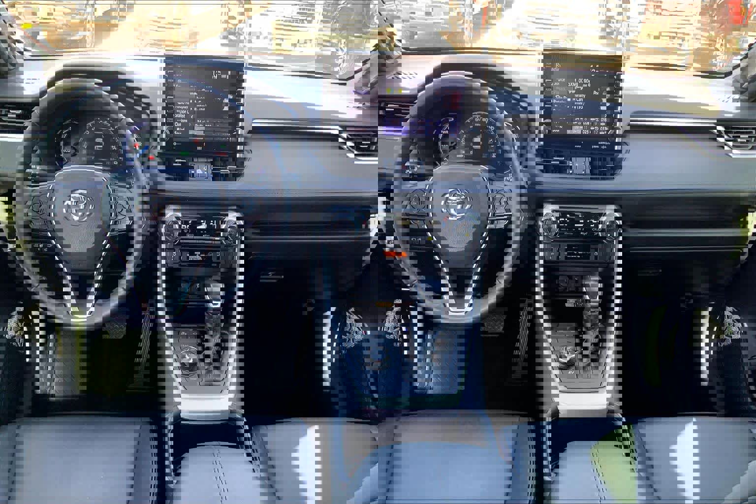 Used 2022 Toyota RAV4 XSE image 16