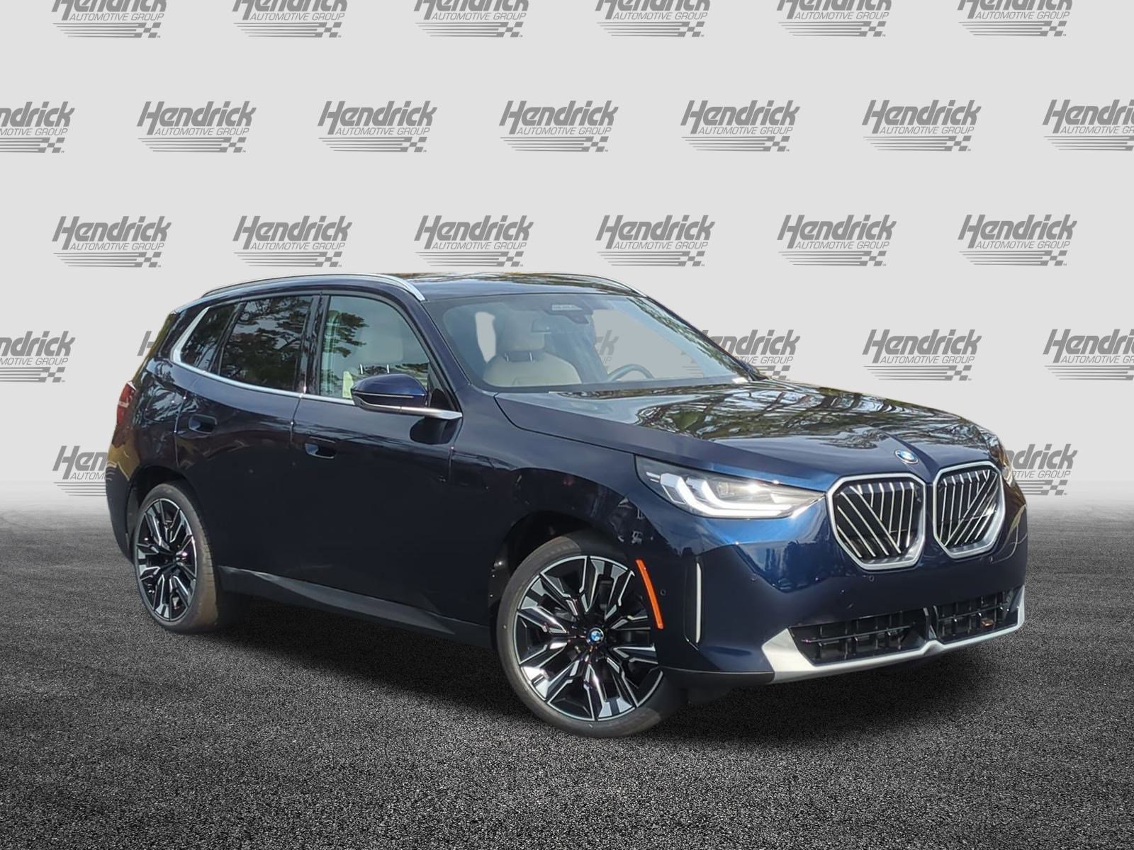 Used 2026 BMW X3 xDrive30 w/ Premium Package image 2